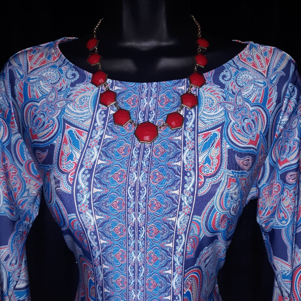 Dress - Picture 2 of 4